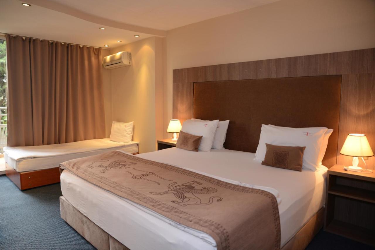 Bona Vita Hotell Zlatni pjasătsi Eksteriør bilde