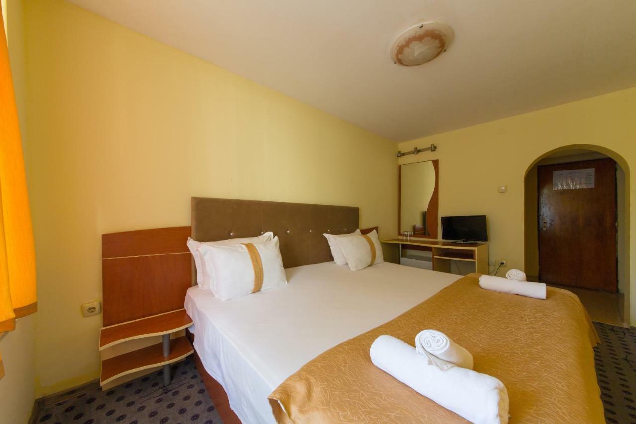 Bona Vita Hotell Zlatni pjasătsi Eksteriør bilde